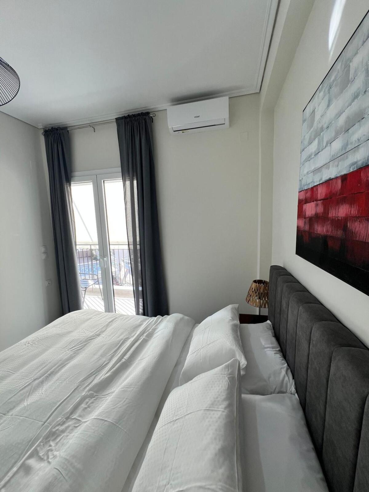 Feels Like Home 2 - Agrinio Suites Exterior photo